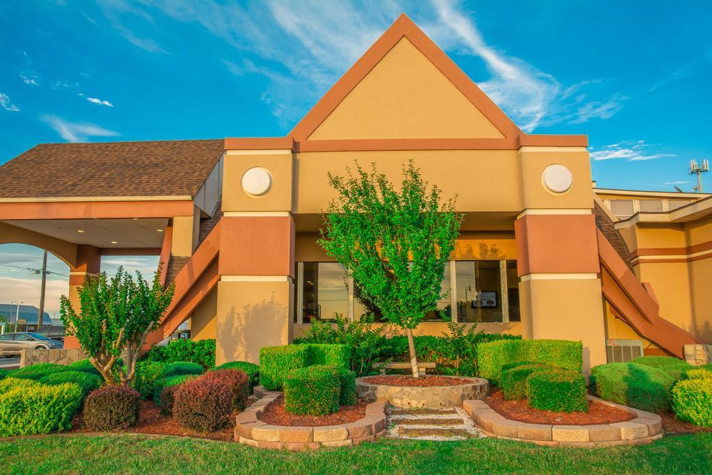 Howard Johnson By Wyndham Oklahoma City Okc Airport, Fairgrounds, I40 Kültér fotó