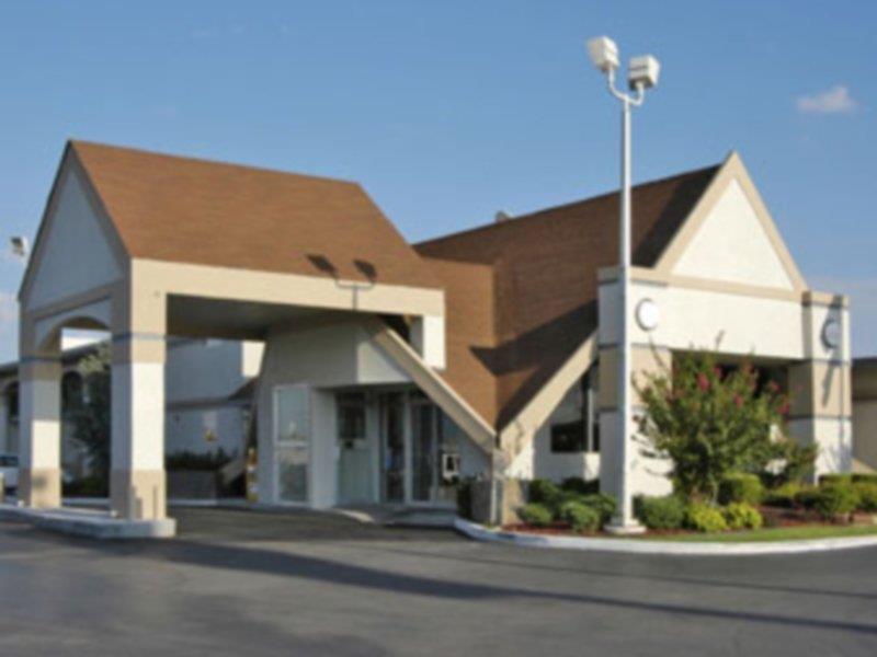 Howard Johnson By Wyndham Oklahoma City Okc Airport, Fairgrounds, I40 Kültér fotó